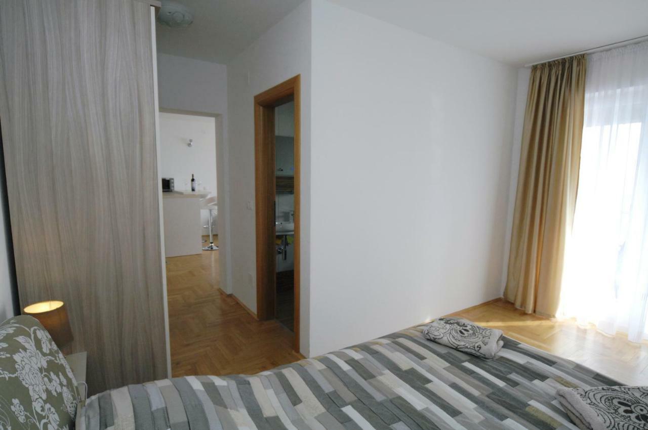 Haus Zora Ferienwohnung 7 Moscenice Ngoại thất bức ảnh