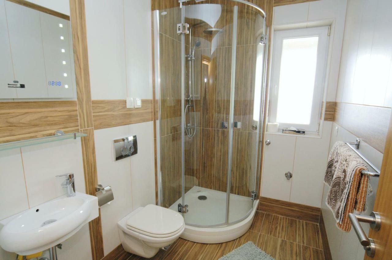 Haus Zora Ferienwohnung 7 Moscenice Ngoại thất bức ảnh