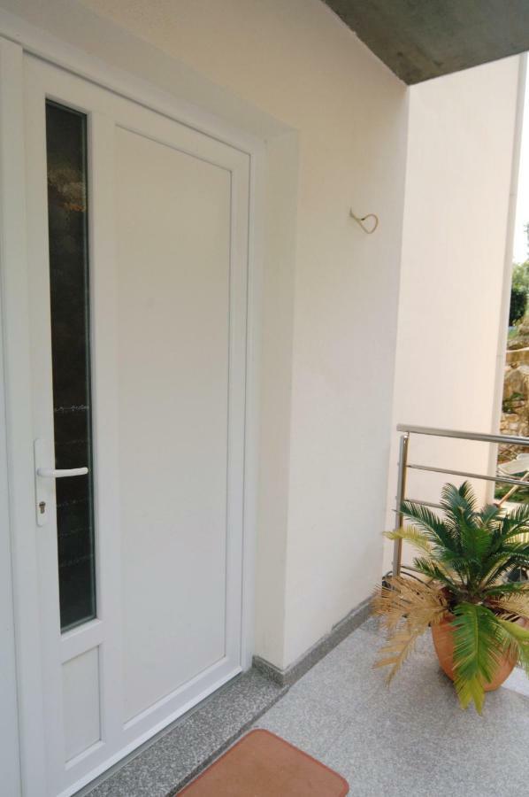 Haus Zora Ferienwohnung 7 Moscenice Ngoại thất bức ảnh