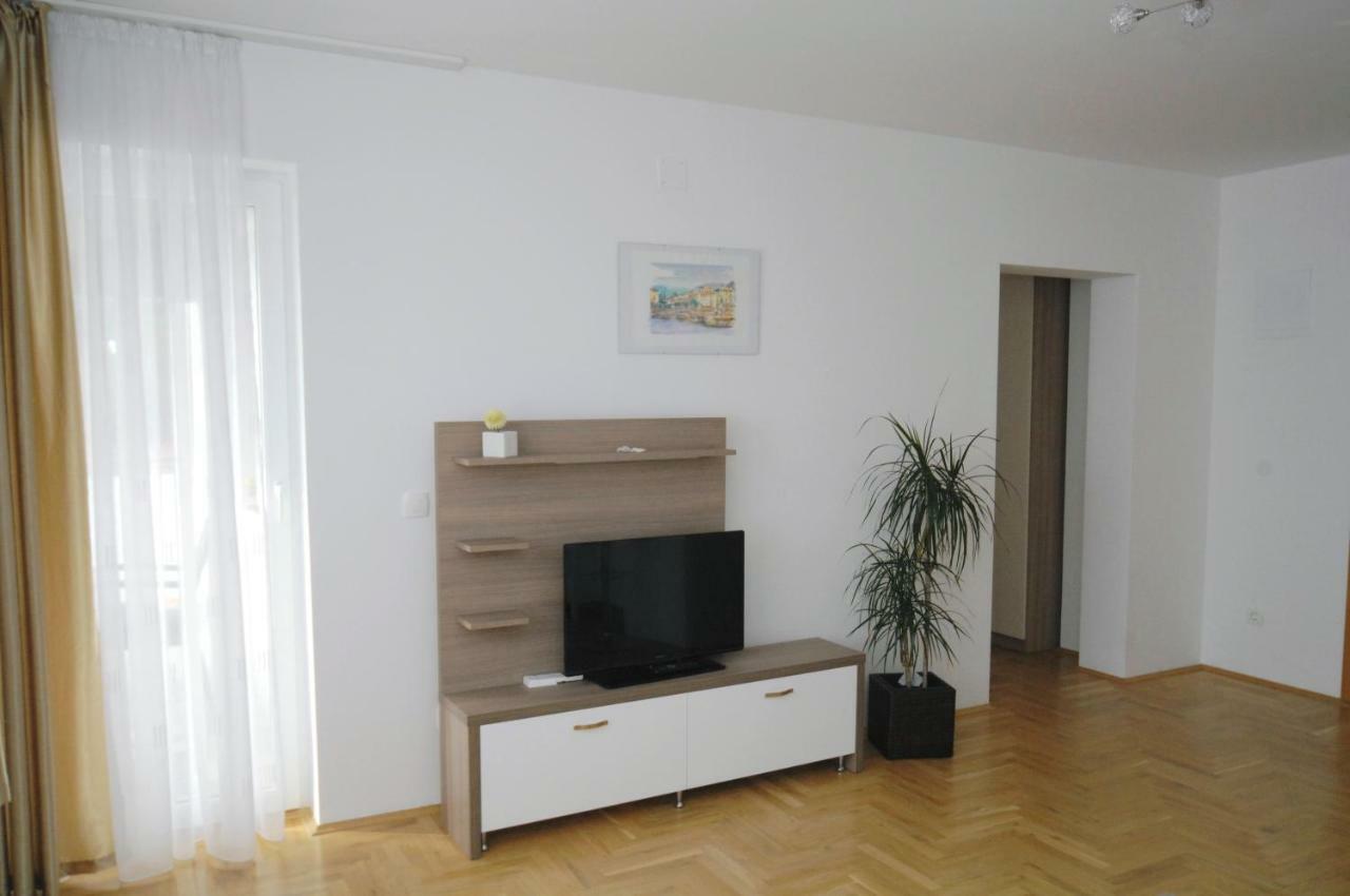 Haus Zora Ferienwohnung 7 Moscenice Ngoại thất bức ảnh